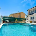 Villa Breeze - Sea View Premantura
