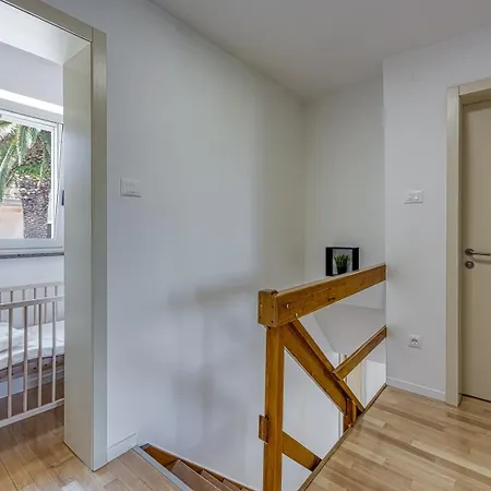 Villa Breeze - Sea View Premantura