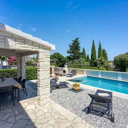Villa Breeze - Sea View *